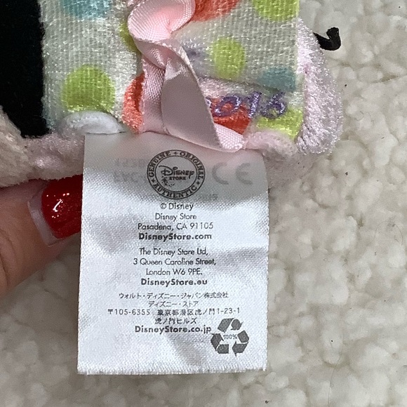 Disney Tsum Tsum Birthday Minnie Mouse Tiny Plush Stuffed Toy - Picture 6 of 7